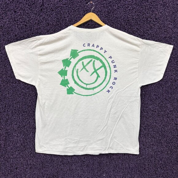 Blink 182 Smiley Face Rock Tshirt size L/XL - Picture 3 of 5